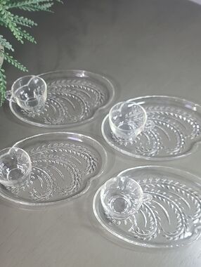 Federal Glass Homestead Wheat pattern snack plate Set Of 4 With Cups